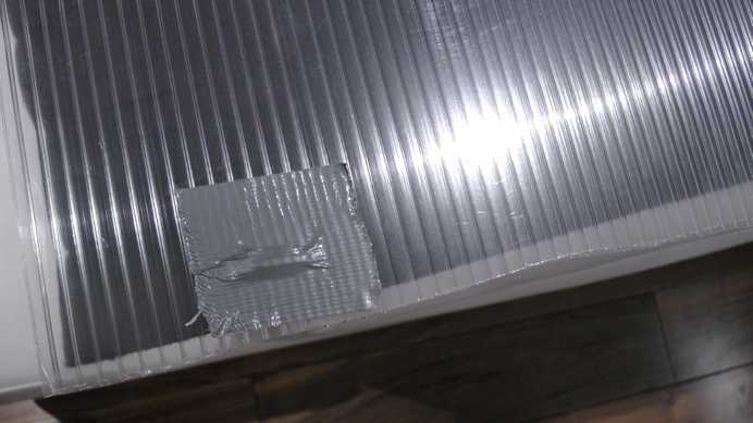 Use grey tape to protect the wall from water